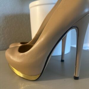 Tan Zara High Heels with Gold Accent
